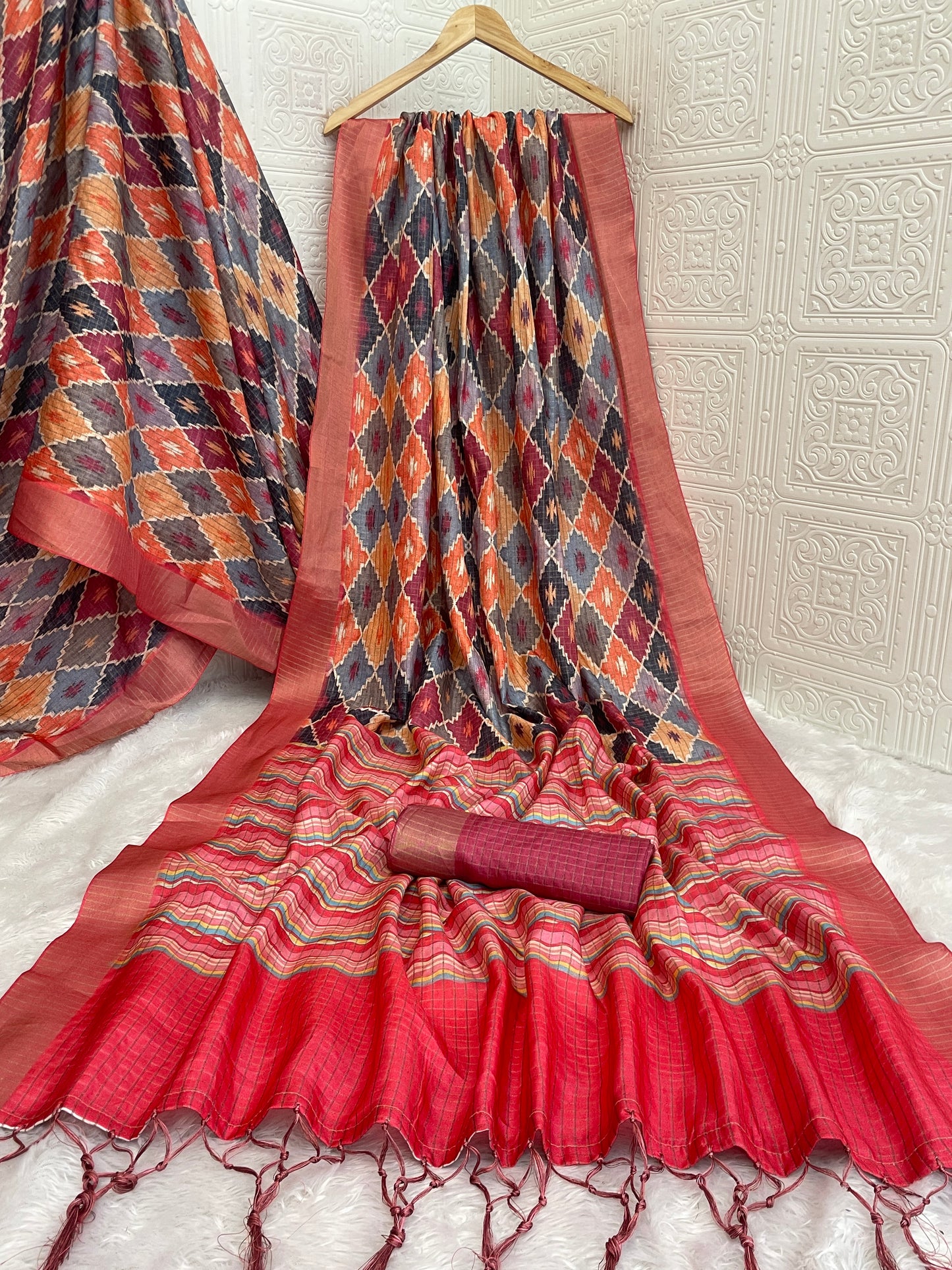 Elegant Diamond Pattern Mysore Silk Saree in Pink & Maroon Tones *PHMS 16*