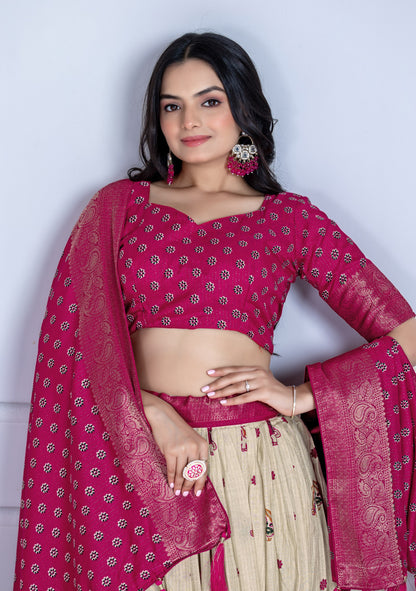 Elegant Pink and Cream Embroidered Lehenga Choli with Banarasi Dupatta & Zari Border – Festive & Wedding Wear