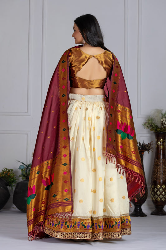 "Elegant WHITE & Gold Banarasi Lehenga Choli with Silk Dupatta – Traditional Festive Wear"